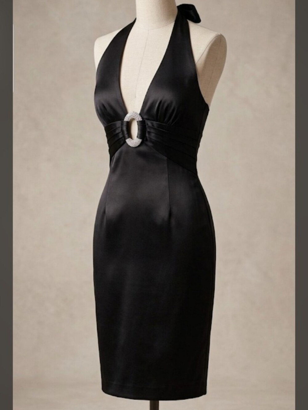 Vintage,Cache- Size 2, Black Haulter Streach Silk Midi .